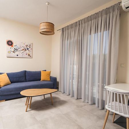 Octo Villas Complex Nea Iraklitsa Exteriér fotografie