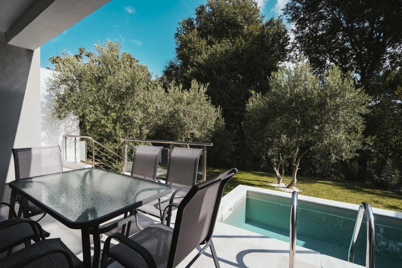 Octo Villas Complex Nea Iraklitsa Exteriér fotografie
