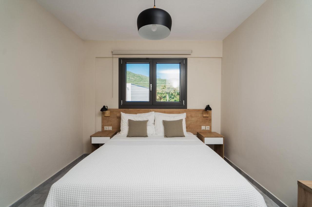Octo Villas Complex Nea Iraklitsa Exteriér fotografie